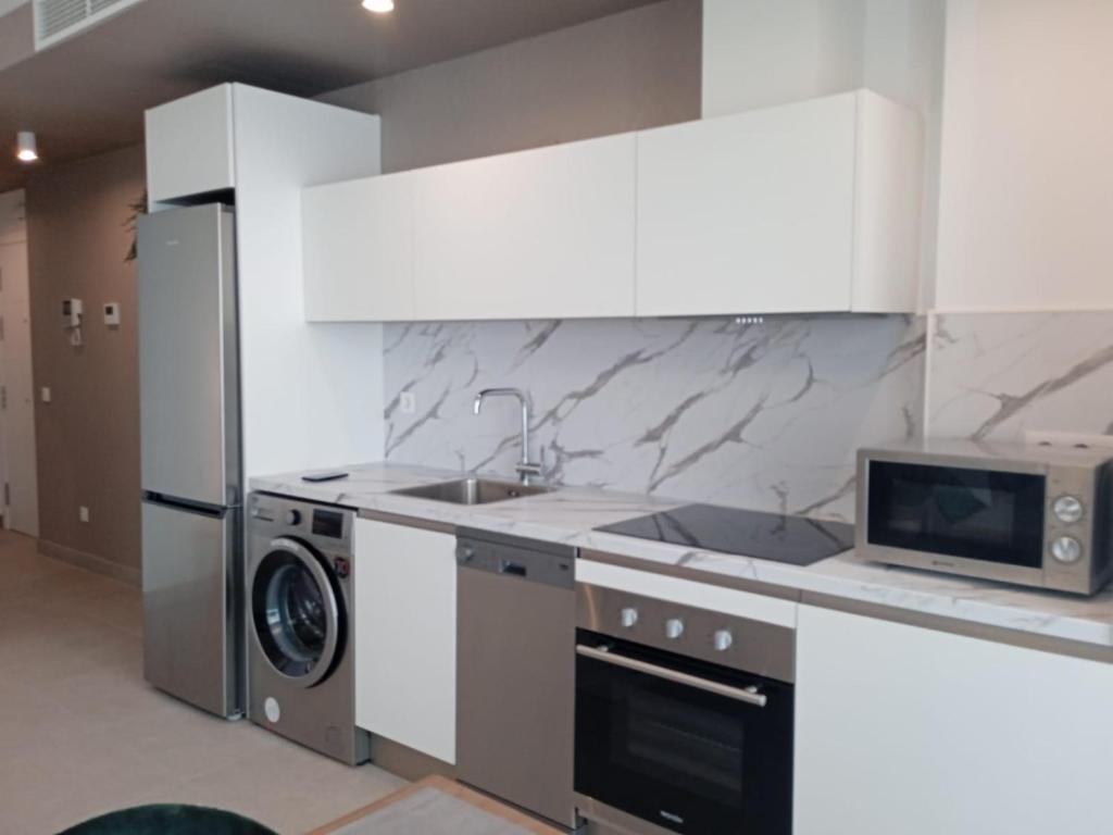 Lanuza - Apartamento Down Town Malaga Centro Luaran gambar
